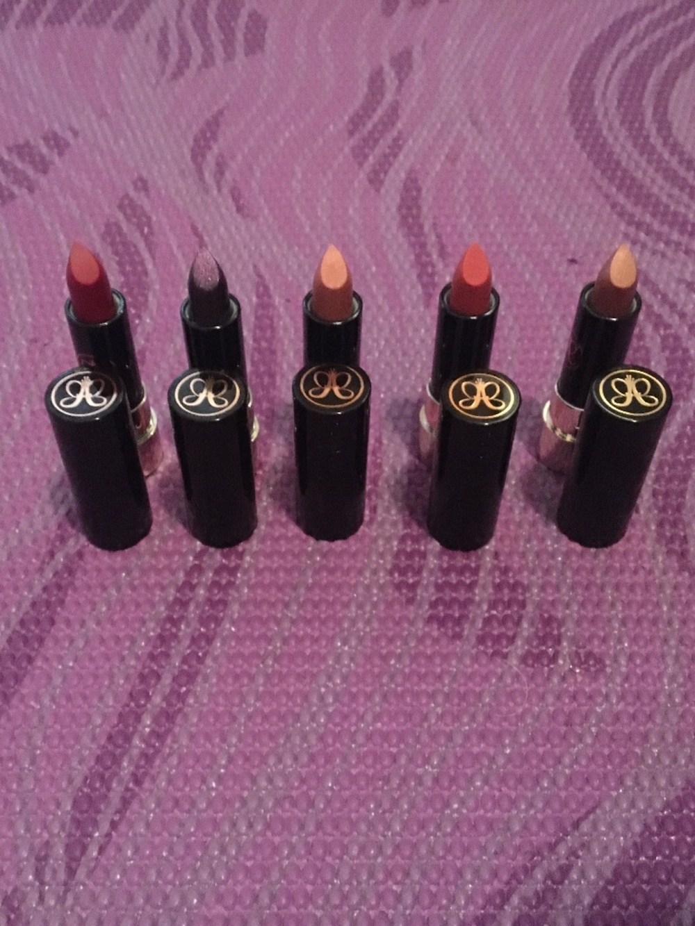 Mini Anastasia lipsticks